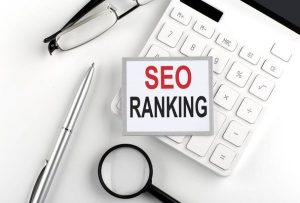 آموزش جذب مخاطب هدف: چکیده تجربیات نی نی سایت (13 مورد کلیدی + سوالات متداول و جدول جامع)