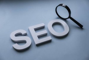 چگونه در یوتیوب معروف شویم؟ چکیده تجربیات نی نی سایت، چالش‌ها، مزایا و نحوه استفاده